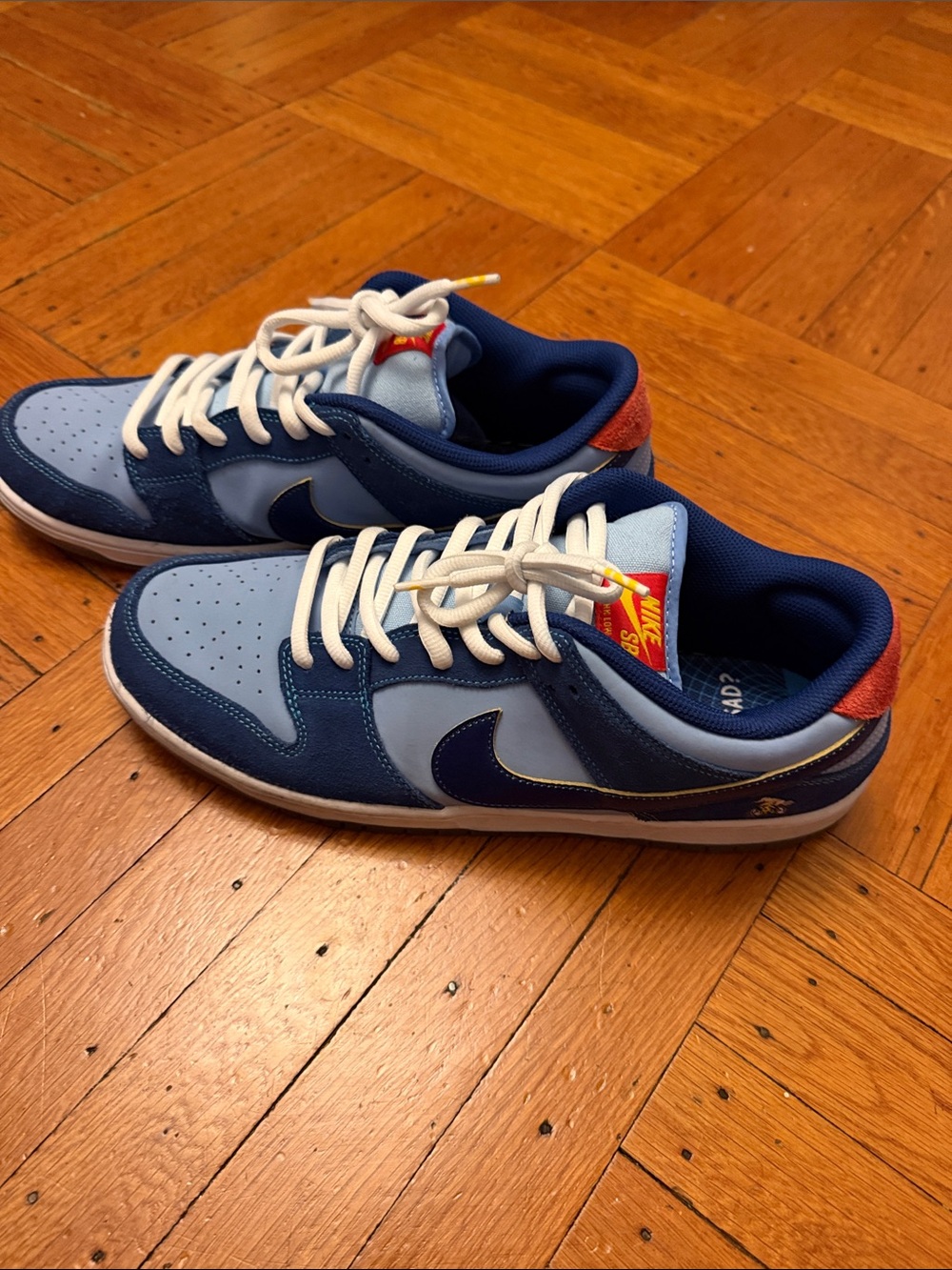 Nike Men’s Low-Top Sneakers - Light Blue / Navy / White